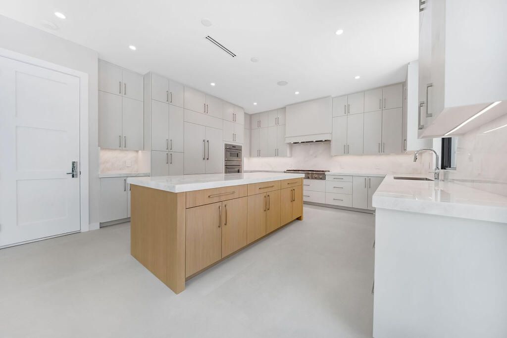 1550 Ponce De Leon Drive, Fort Lauderdale, FL 33316 Photo