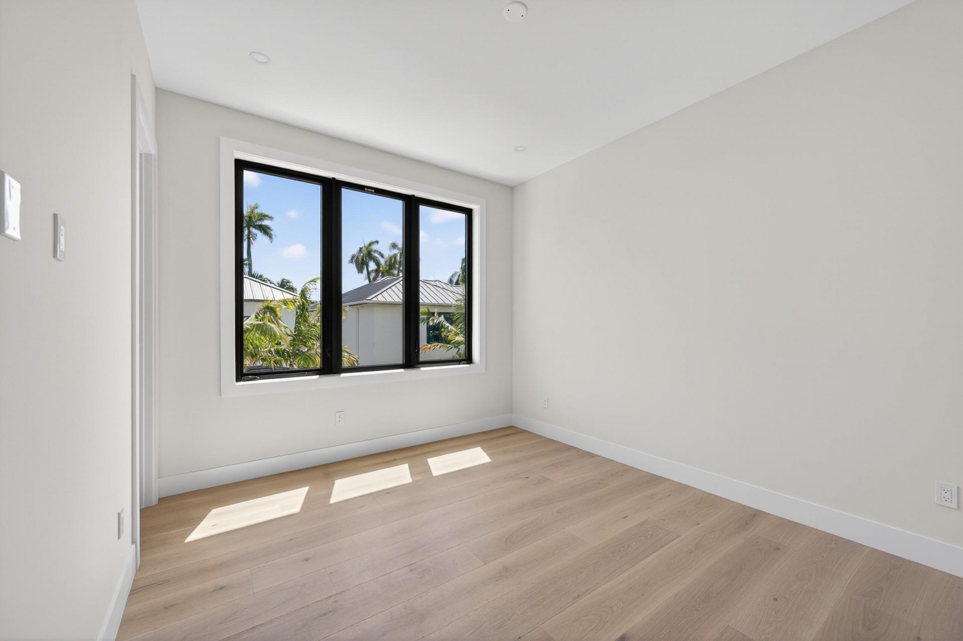 1550 Ponce De Leon Drive, Fort Lauderdale, FL 33316 Photo