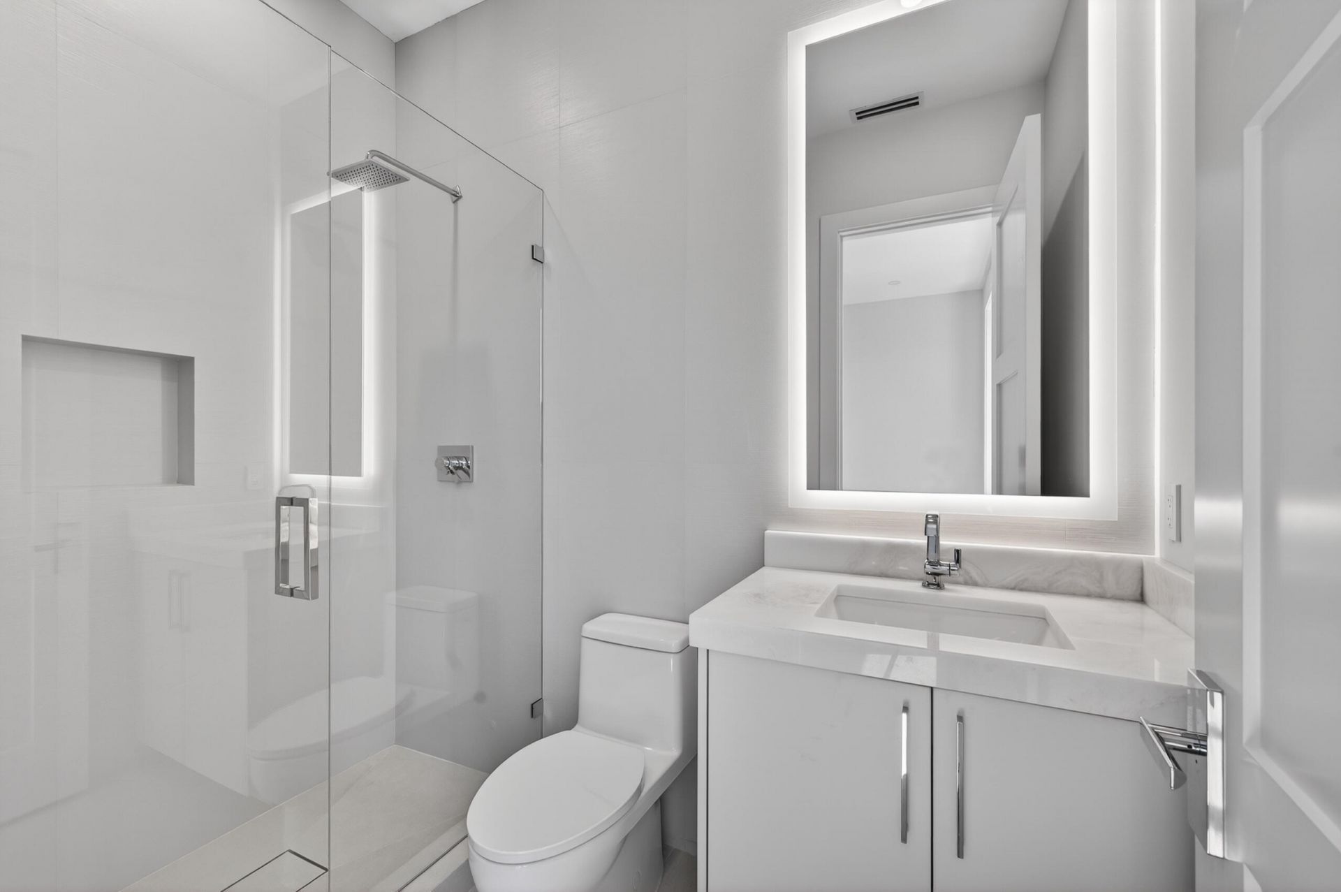 1550 Ponce De Leon Drive, Fort Lauderdale, FL 33316 Photo