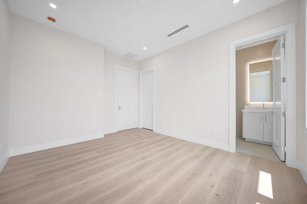 1550 Ponce De Leon Drive, Fort Lauderdale, FL 33316 Photo