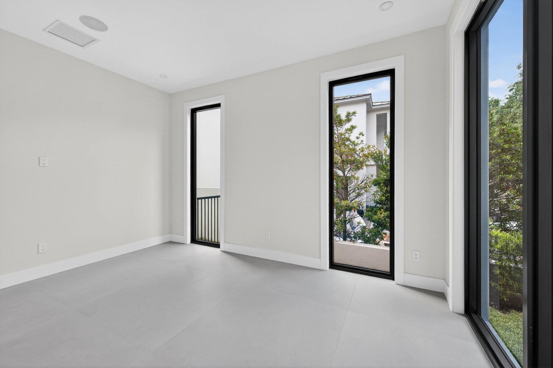 1550 Ponce De Leon Drive, Fort Lauderdale, FL 33316 Photo