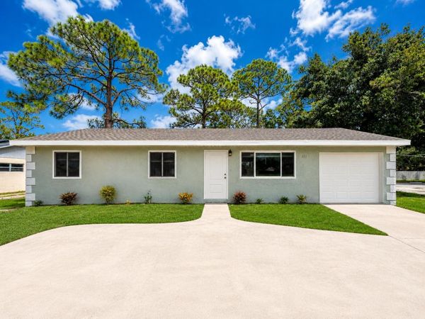 651 SE Port St Lucie Boulevard, Port St. Lucie, FL 34984