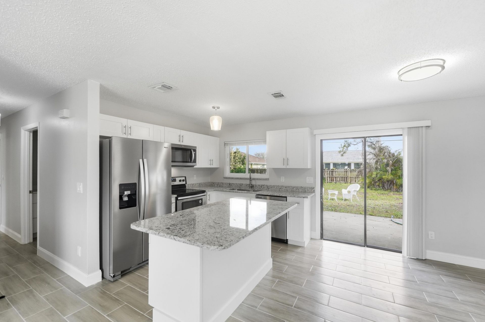 651 SE Port St Lucie Boulevard, Port Saint Lucie, FL 34984 Photo