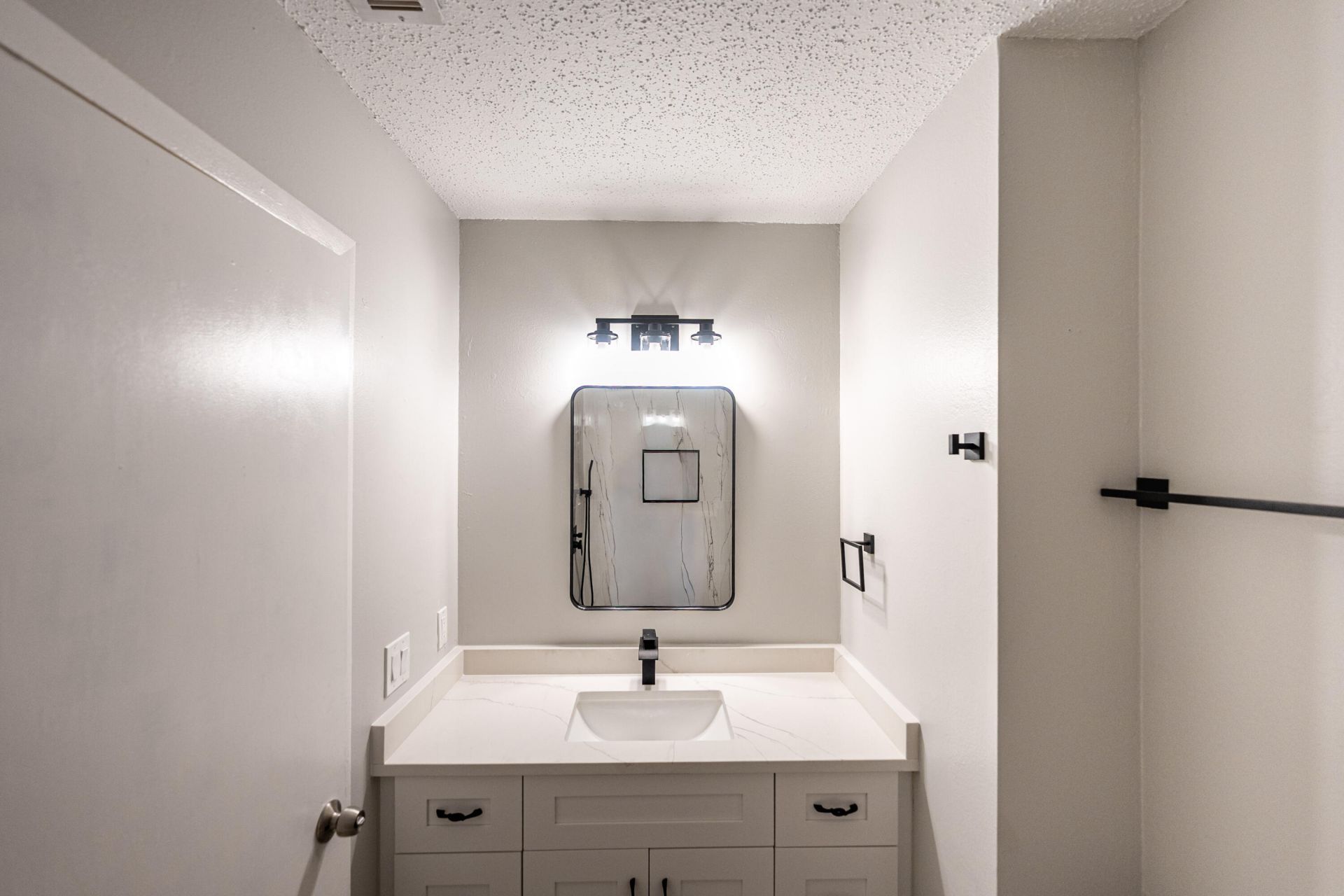 651 SE Port St Lucie Boulevard, Port Saint Lucie, FL 34984 Photo