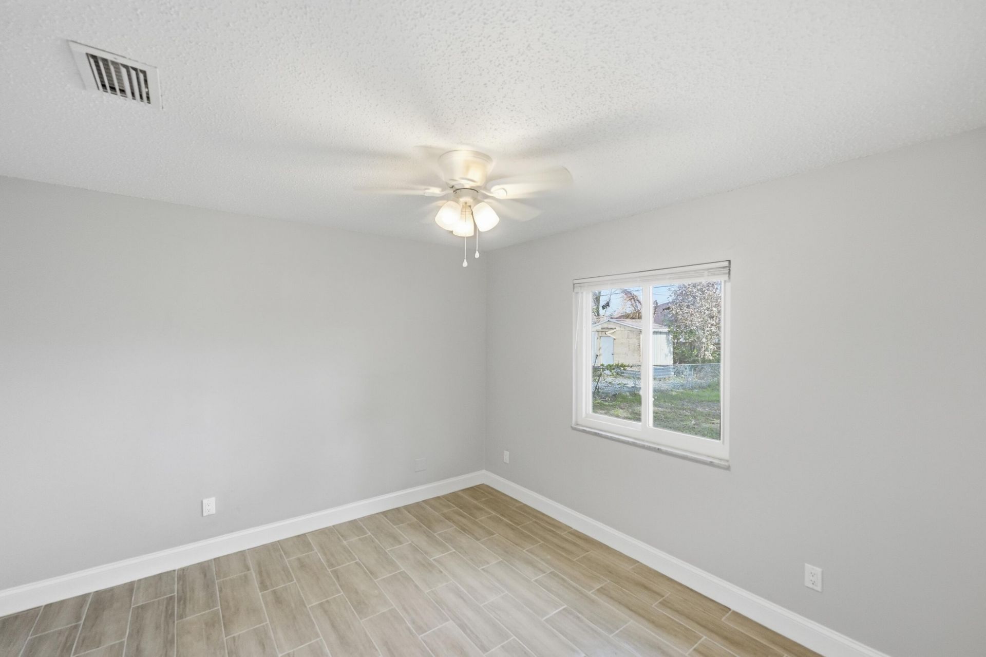 651 SE Port St Lucie Boulevard, Port Saint Lucie, FL 34984 Photo