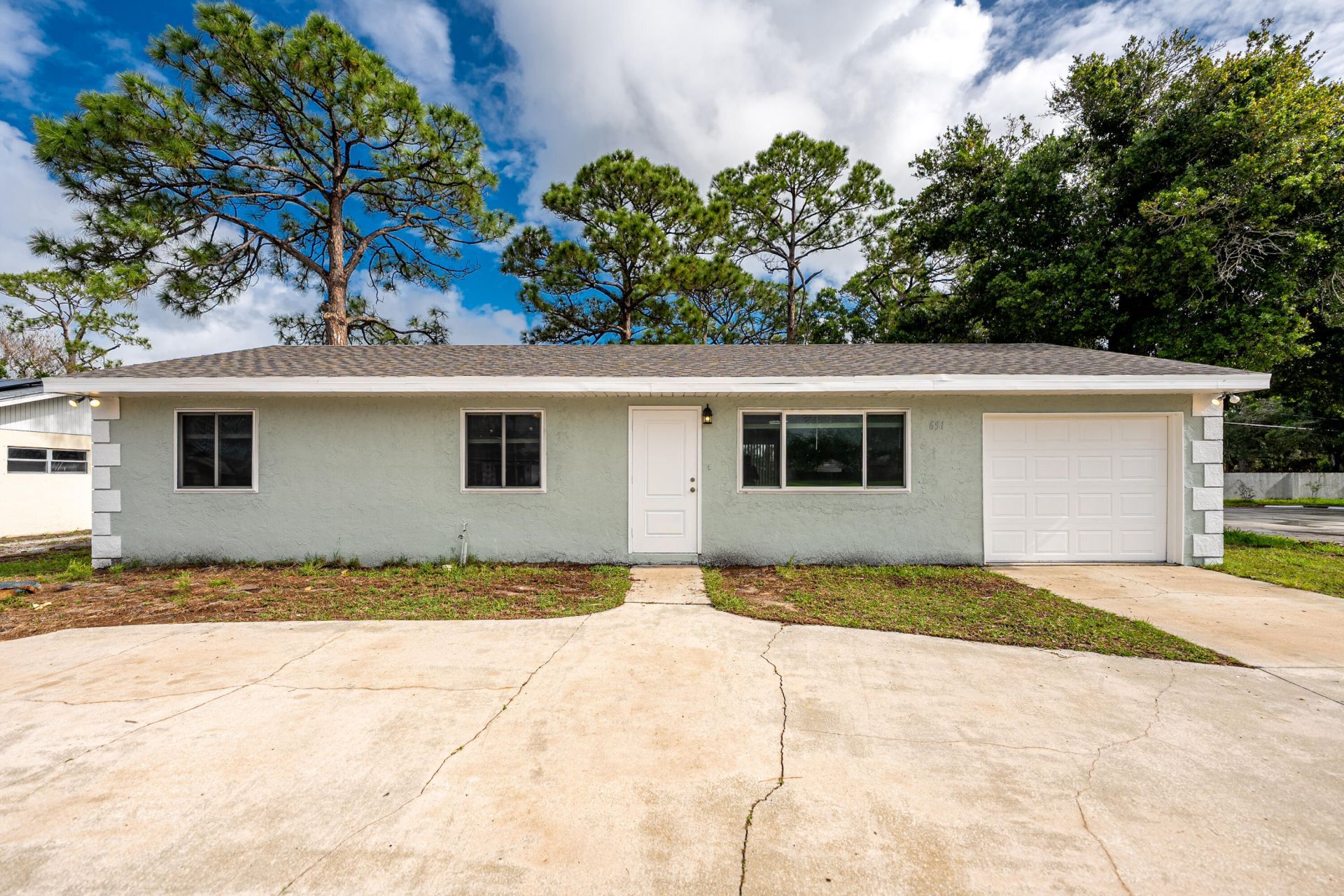 651 SE Port St Lucie Boulevard, Port Saint Lucie, FL 34984 Photo