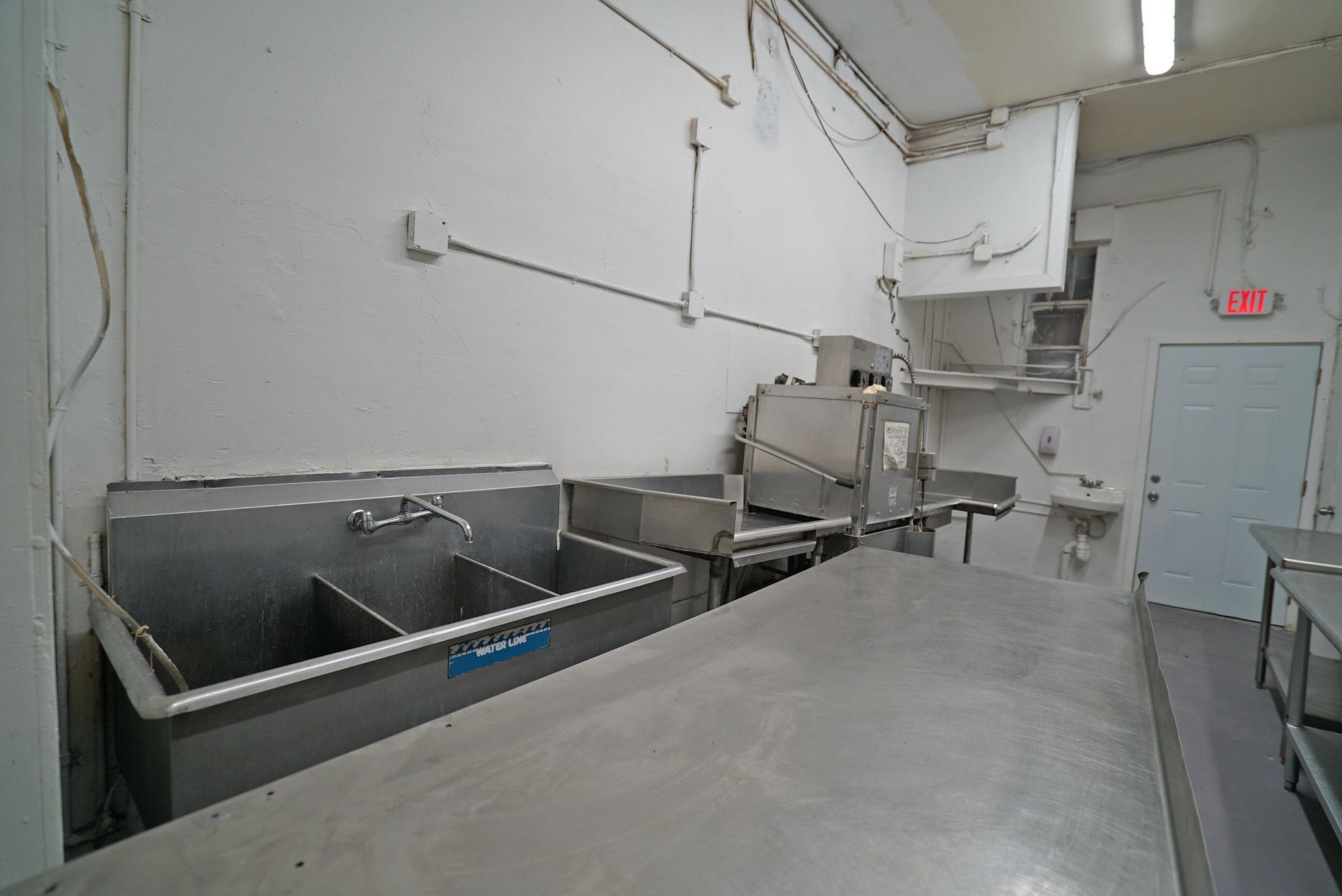 1365 SW 22nd Street, Miami, FL 33188 Photo