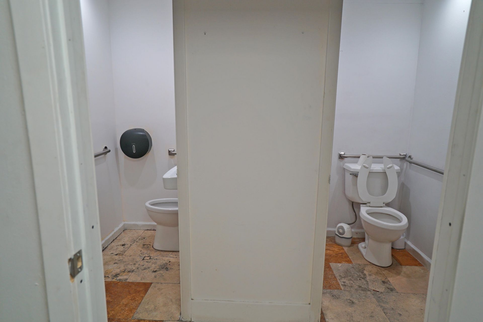 1365 SW 22nd Street, Miami, FL 33188 Photo