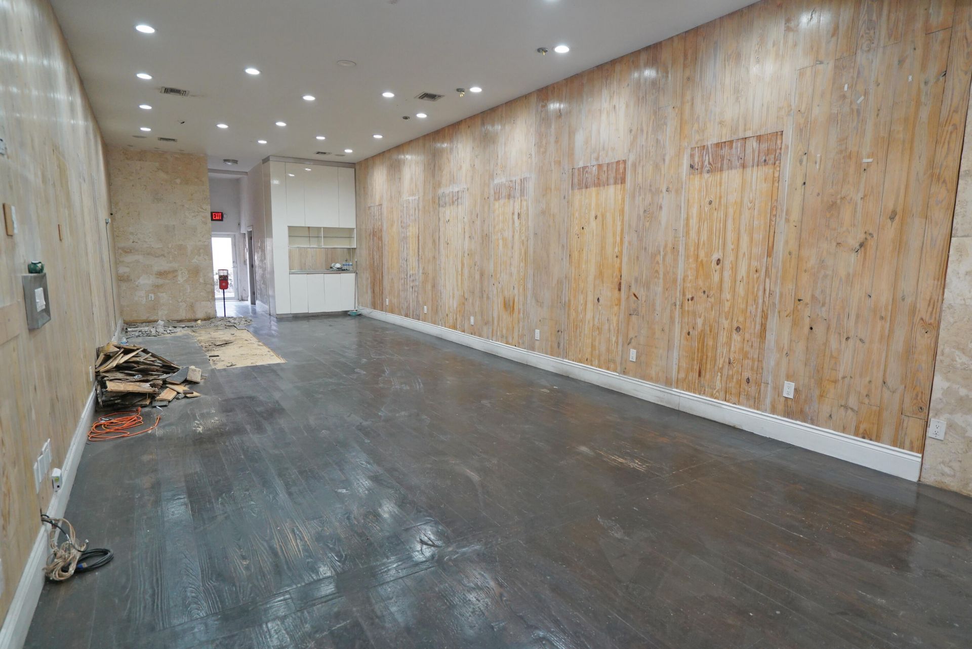 1365 SW 22nd Street, Miami, FL 33188 Photo