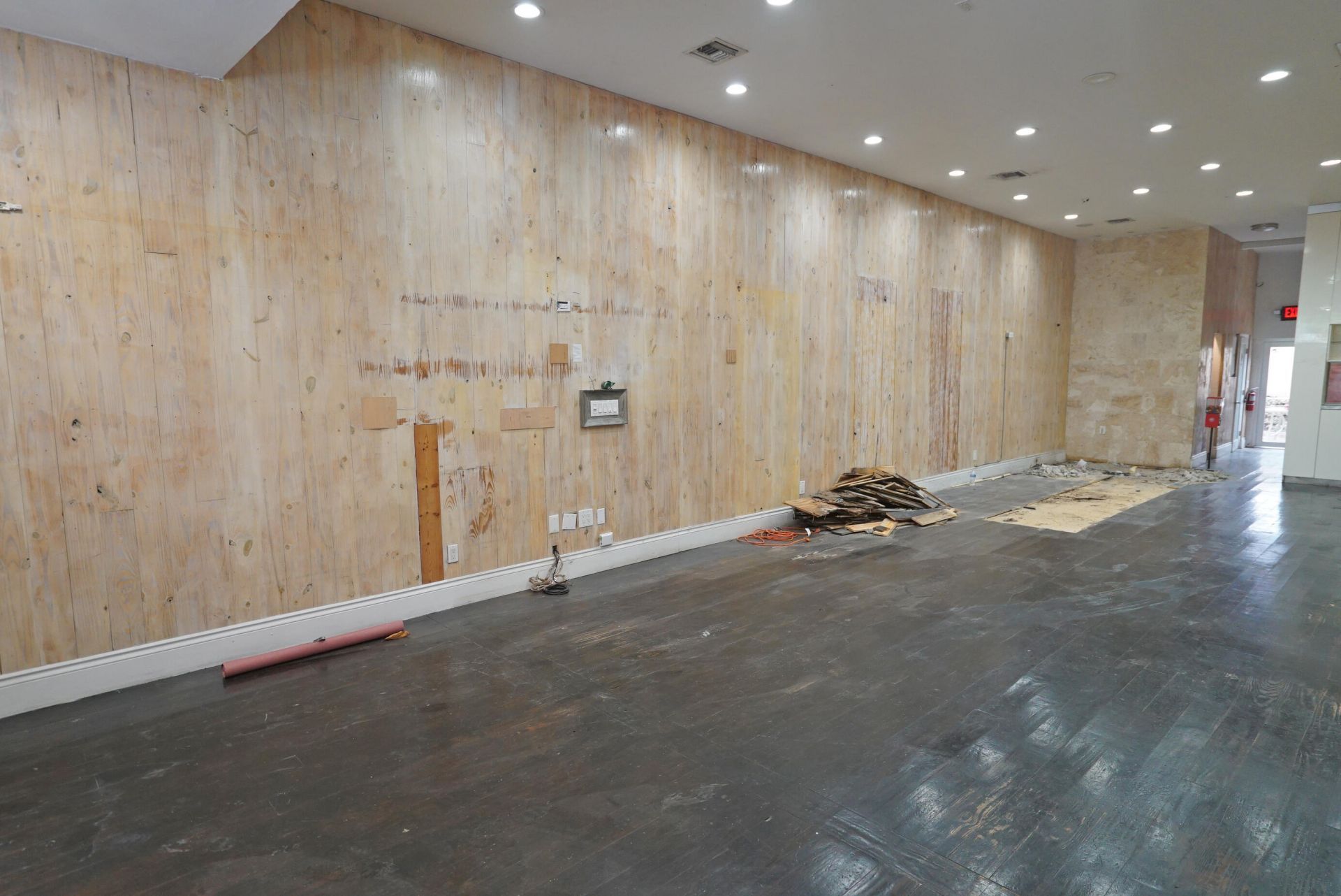 1365 SW 22nd Street, Miami, FL 33188 Photo