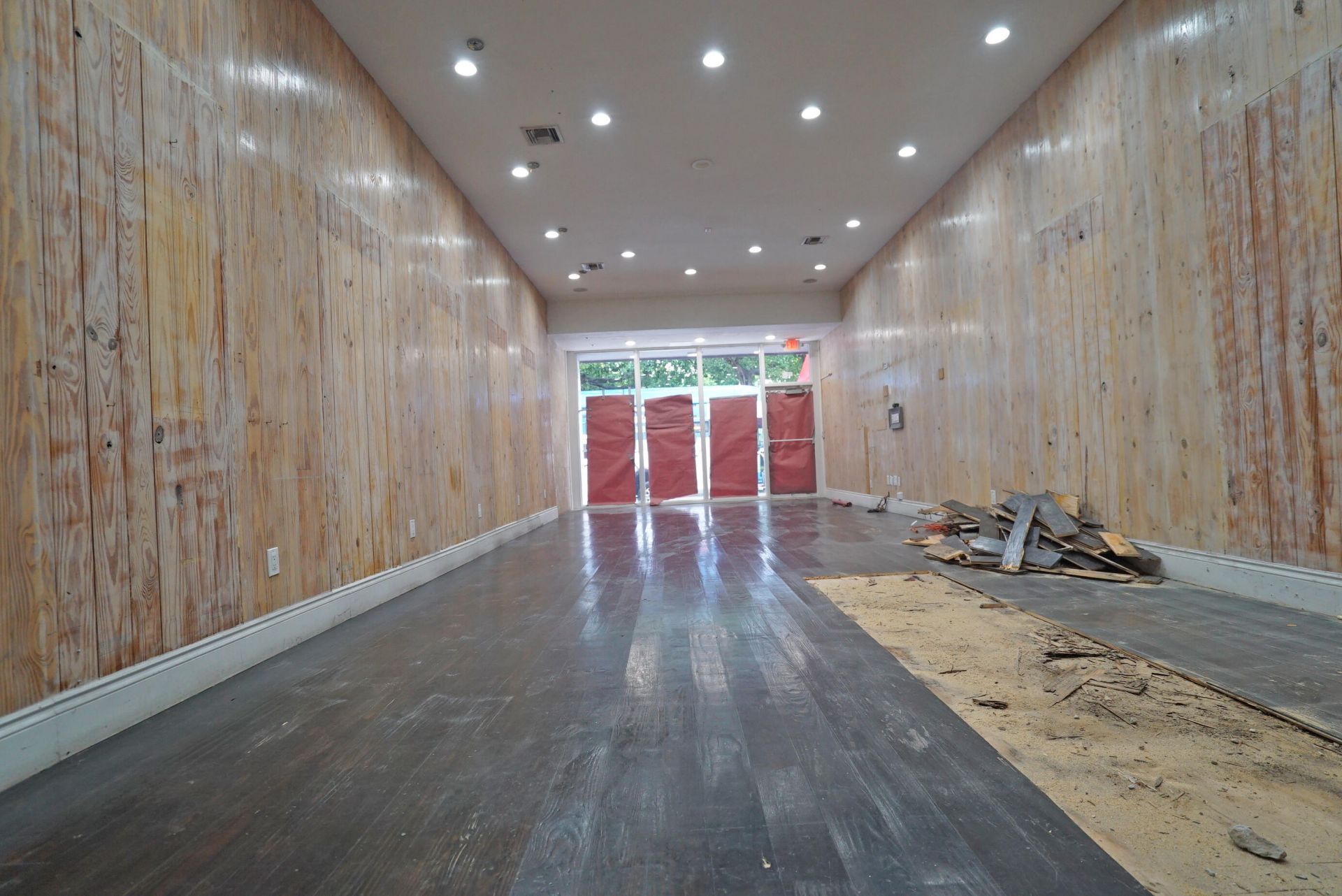 1365 SW 22nd Street, Miami, FL 33188 Photo