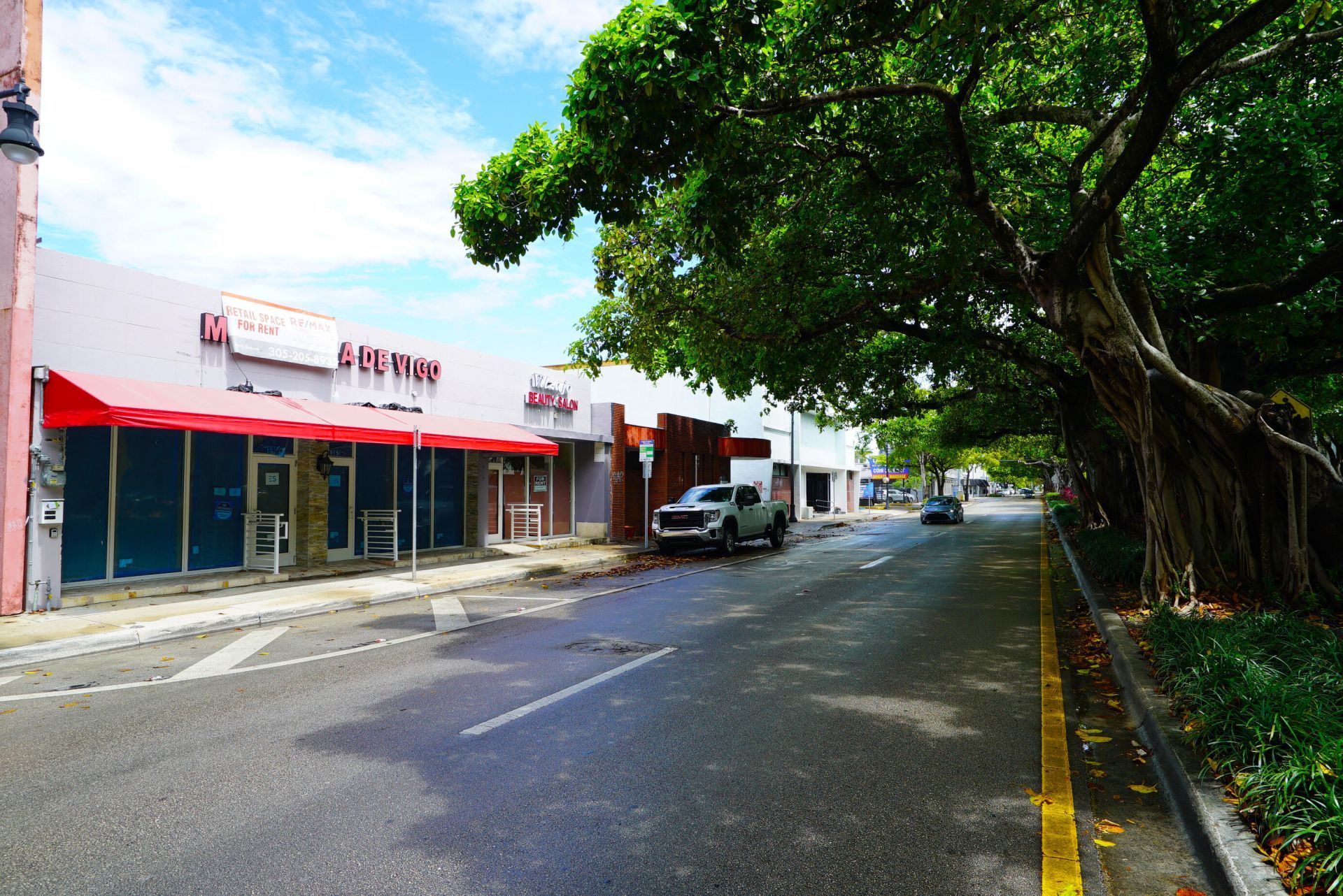 1365 SW 22nd Street, Miami, FL 33188 Photo