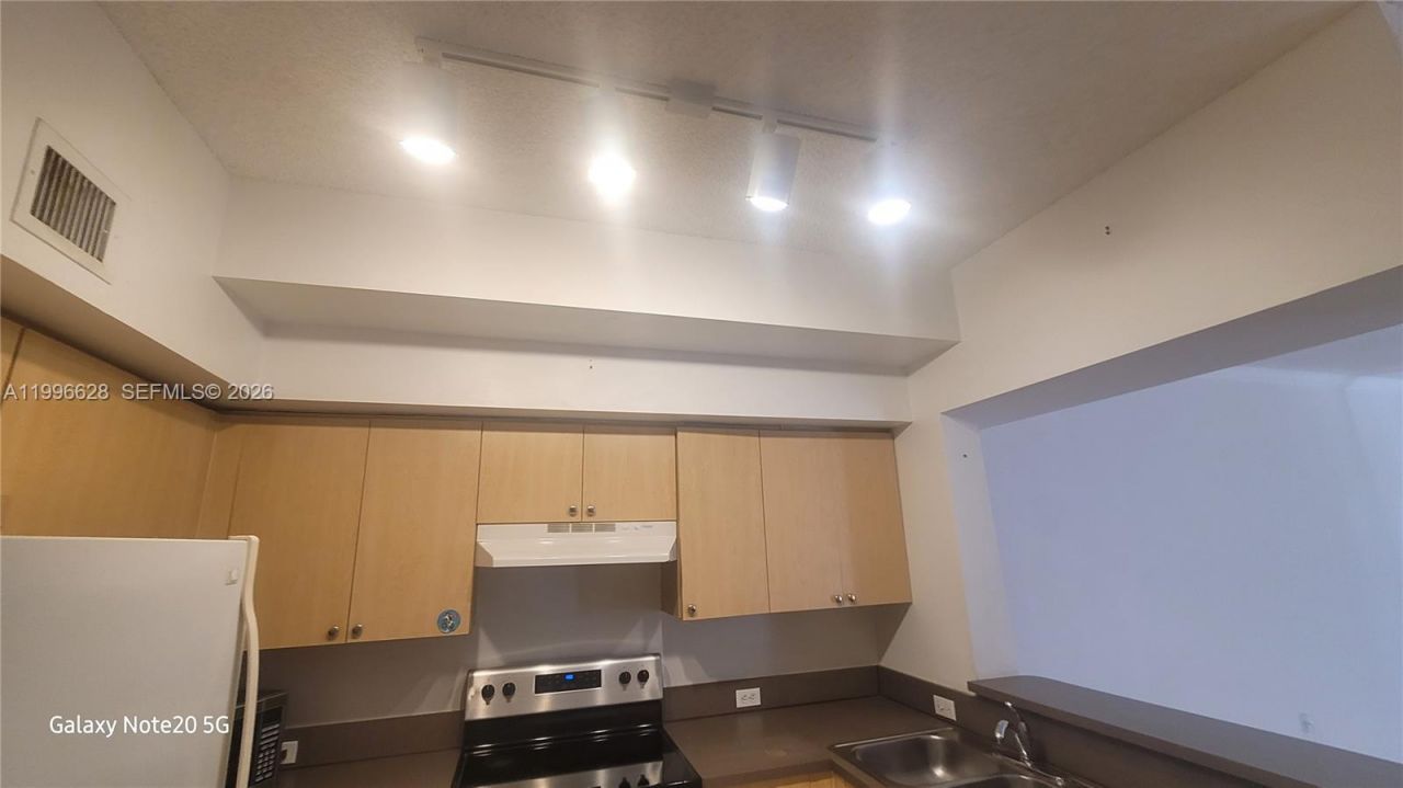 2961 NE 185th St, Unit 1607, Aventura, FL 33180 Photo