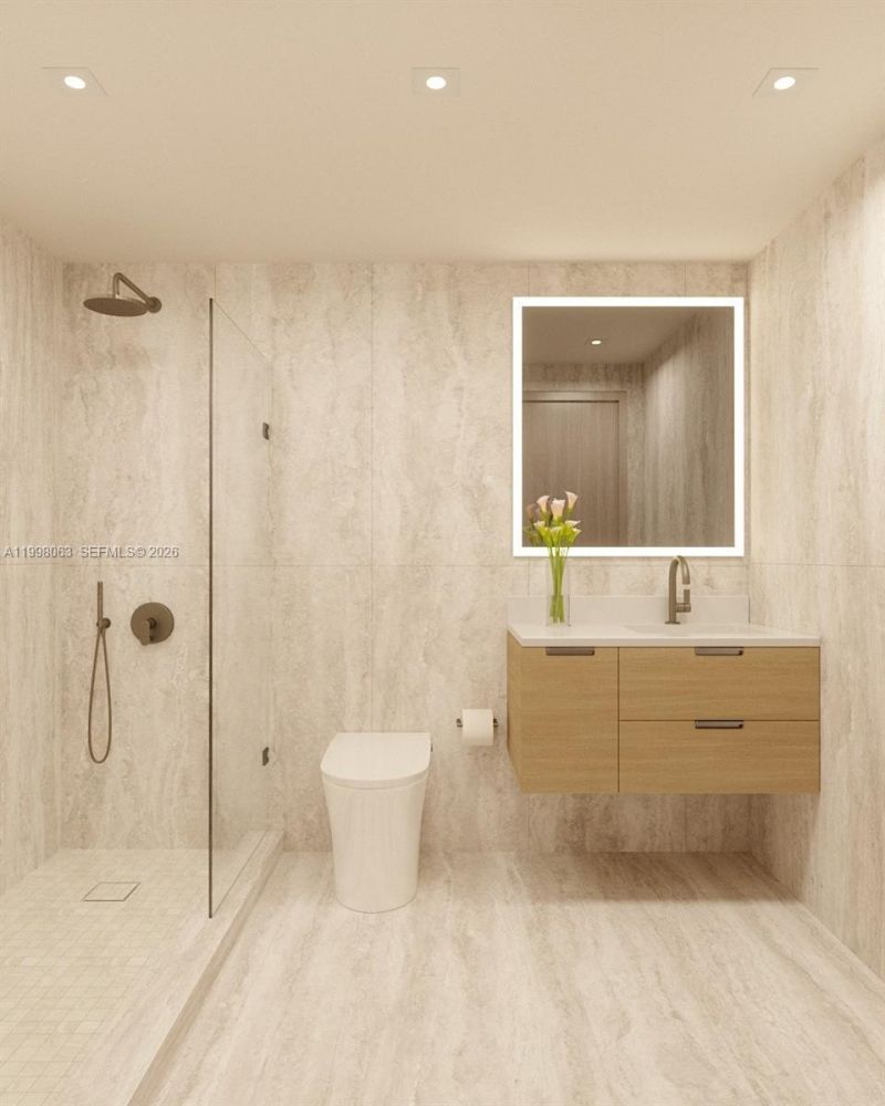 250 Collins Av, Unit 212, Miami Beach, FL 33139 Photo