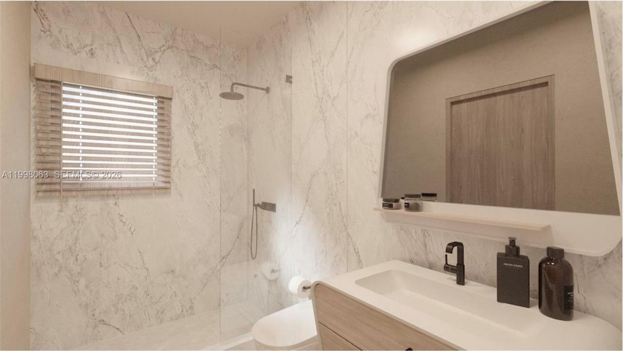 250 Collins Av , Unit 212, Miami Beach, FL 33139 Photo