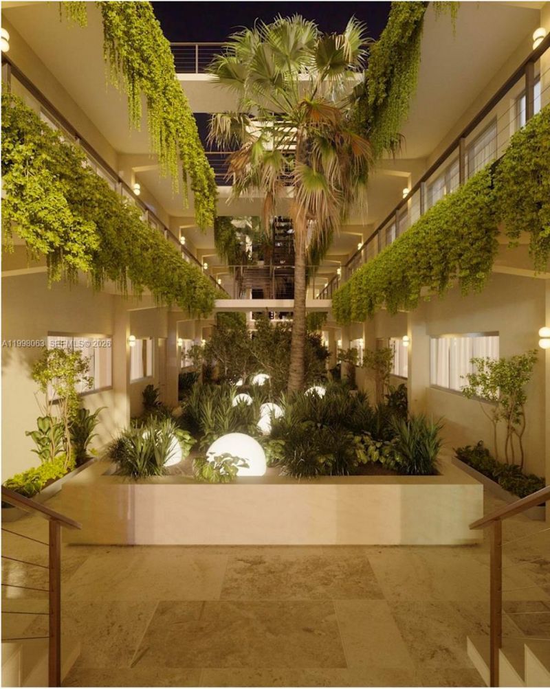 250 Collins Av, Unit 212, Miami Beach, FL 33139 Photo