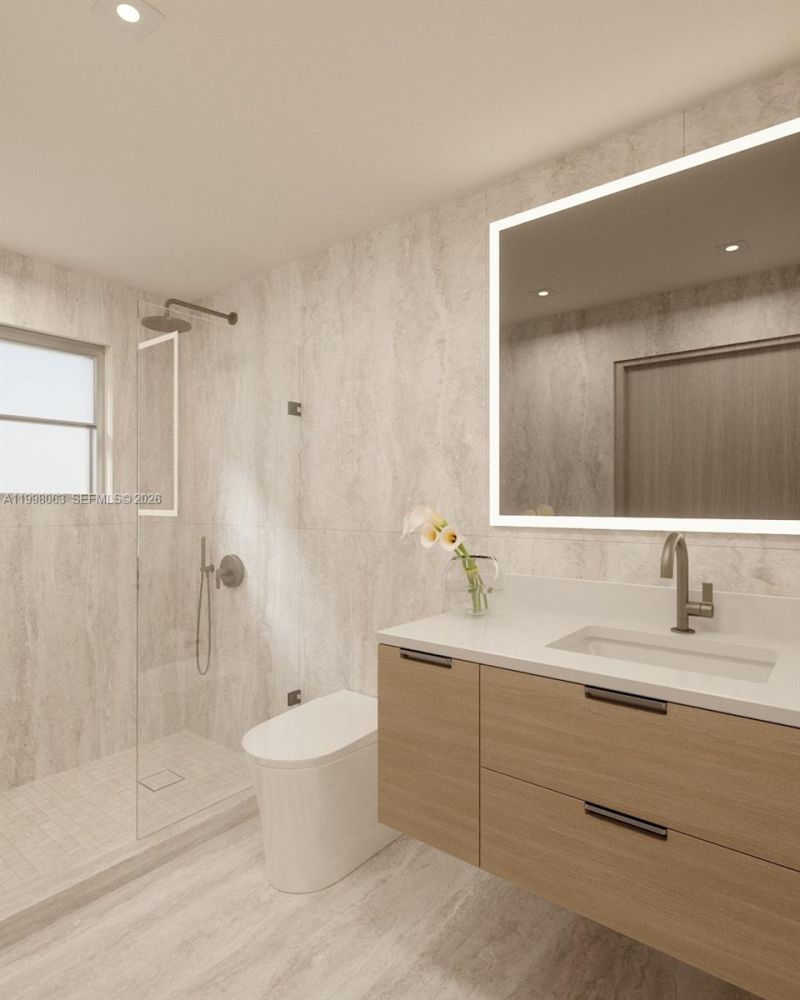 250 Collins Av, Unit 212, Miami Beach, FL 33139 Photo