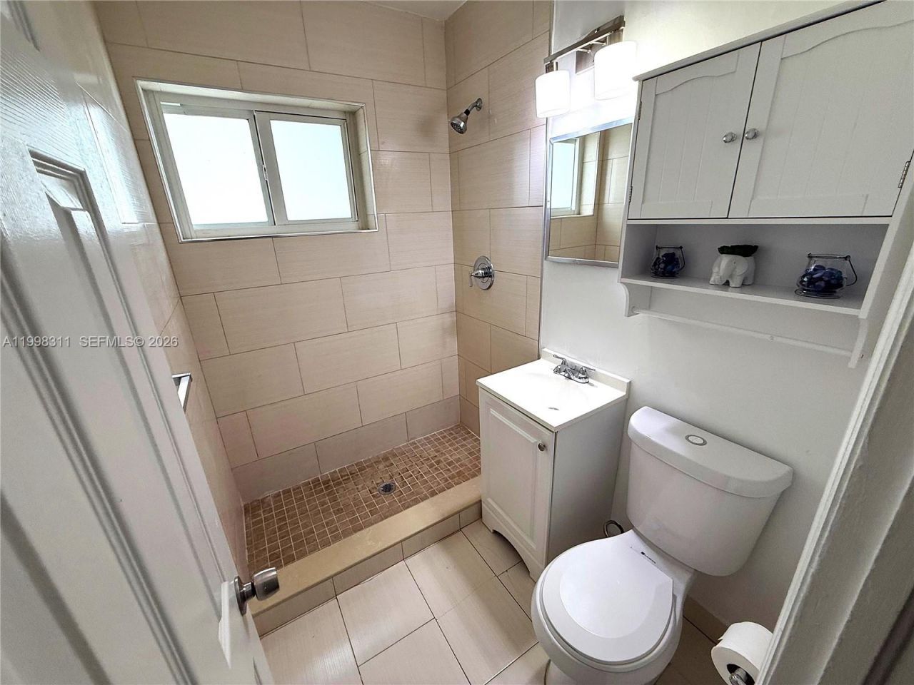 1715 NW 180th Ter, Miami Gardens, FL 33056 Photo