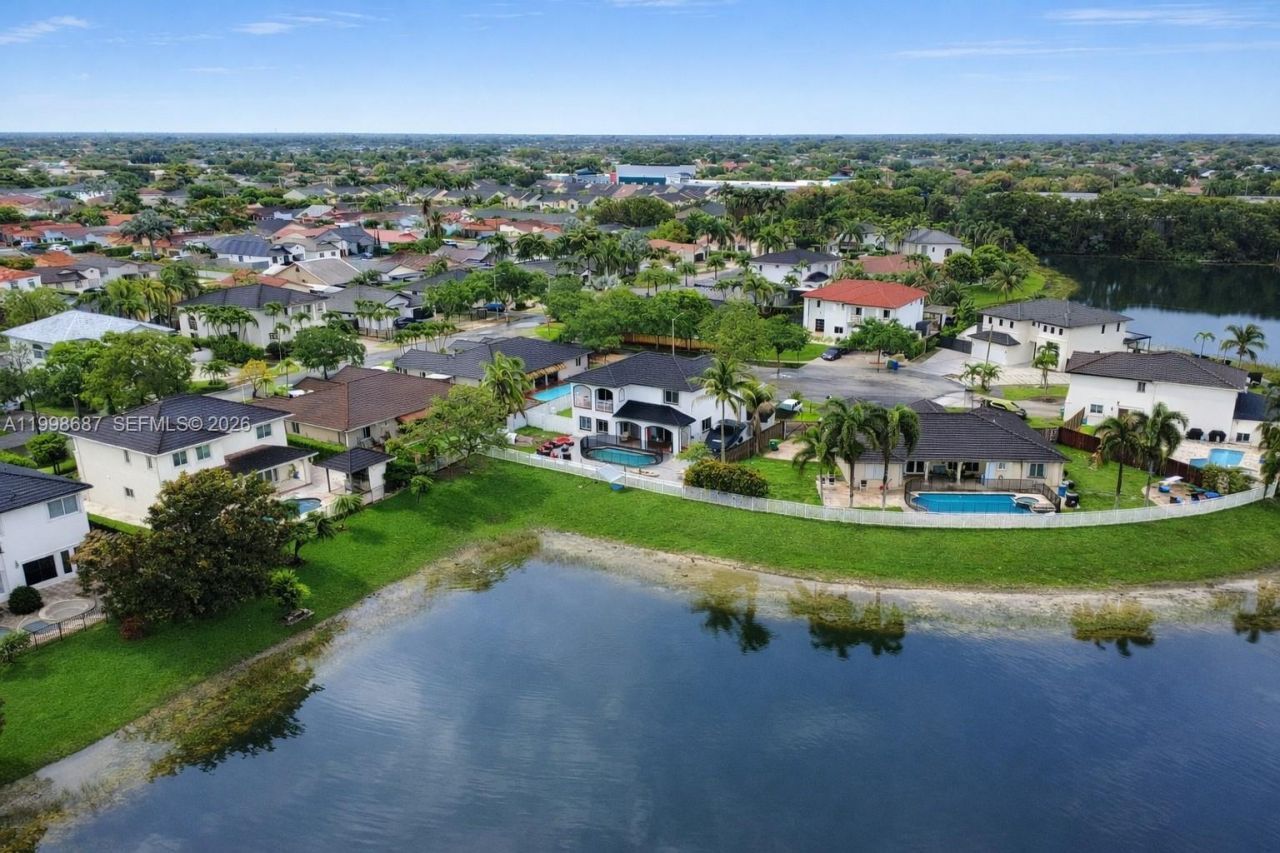 15045 SW 38th Ter , Miami, FL 33185 Photo