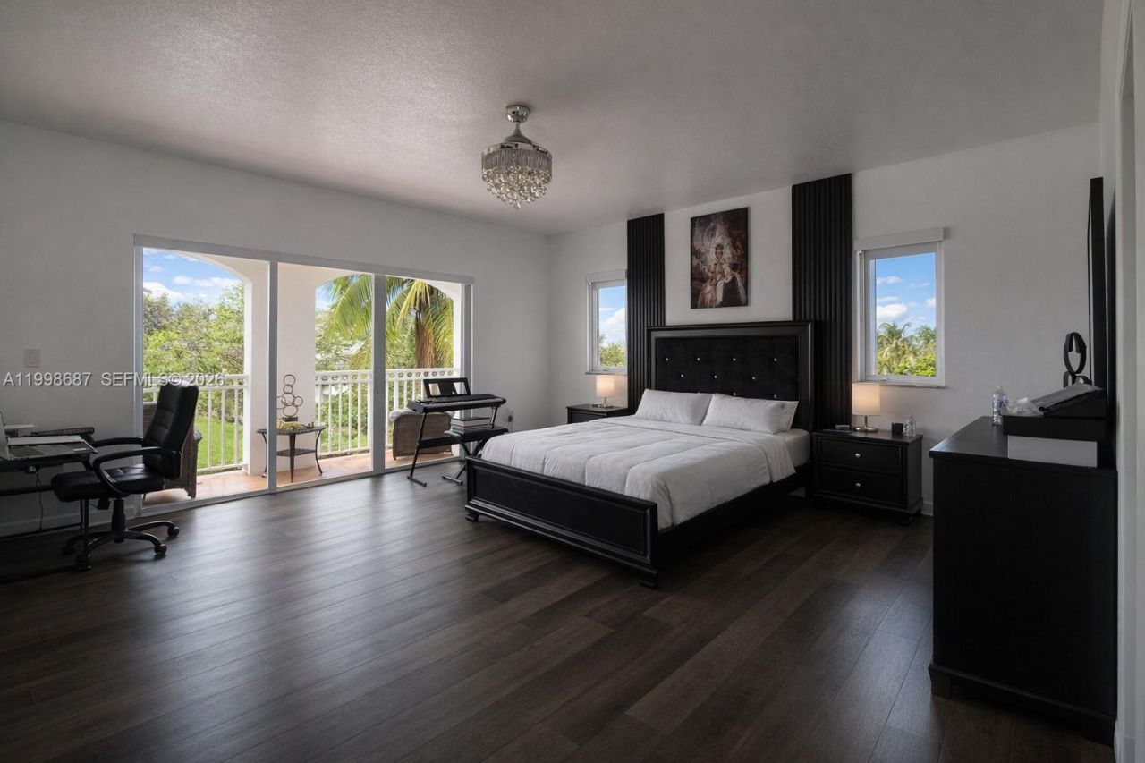 15045 SW 38th Ter , Miami, FL 33185 Photo