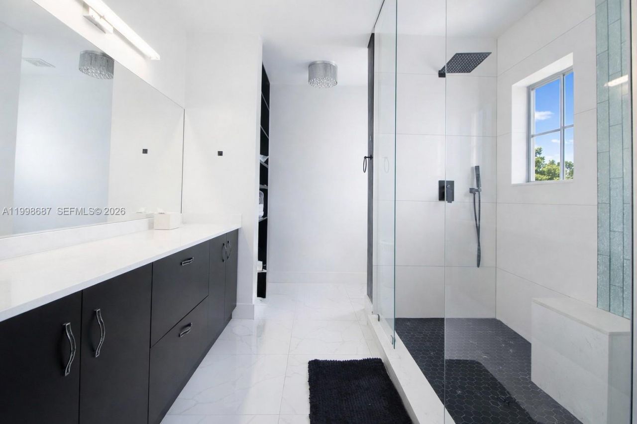 15045 SW 38th Ter , Miami, FL 33185 Photo