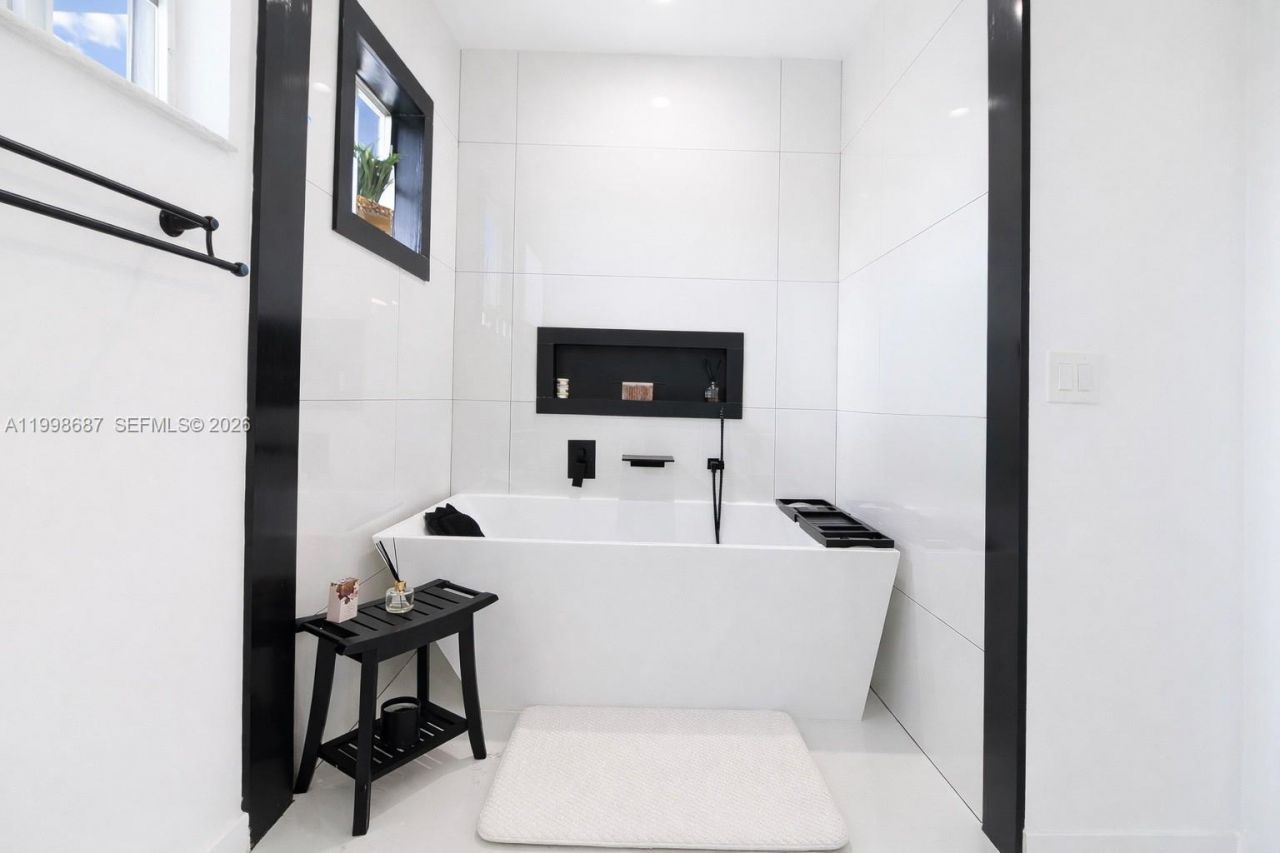 15045 SW 38th Ter , Miami, FL 33185 Photo