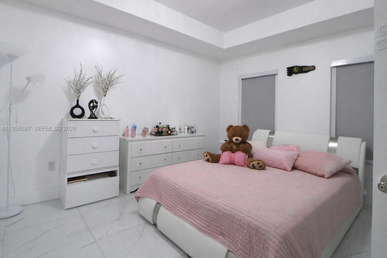 15045 SW 38th Ter , Miami, FL 33185 Photo