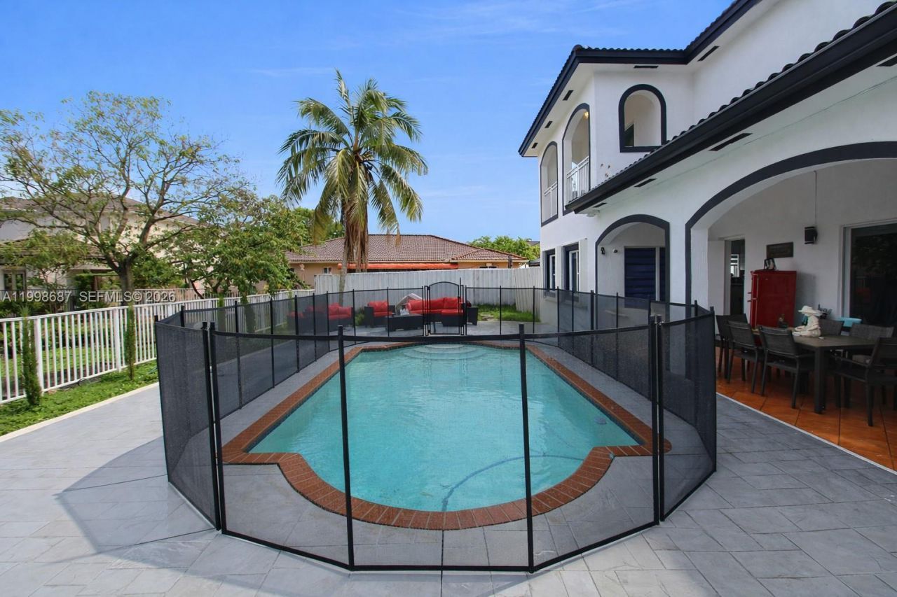 15045 SW 38th Ter , Miami, FL 33185 Photo