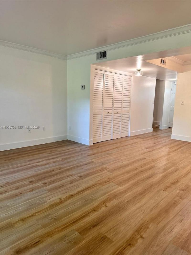 11091 NW 7th St, Unit 104, Miami, FL 33172 Photo