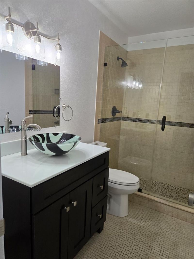 11091 NW 7th St, Unit 104, Miami, FL 33172 Photo