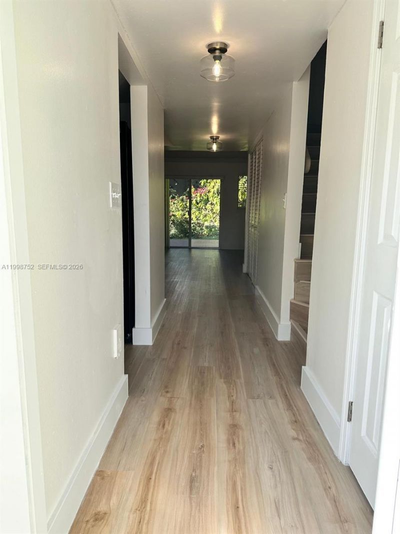 11091 NW 7th St, Unit 104, Miami, FL 33172 Photo