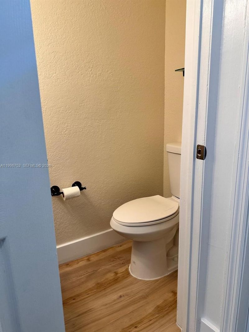 11091 NW 7th St, Unit 104, Miami, FL 33172 Photo