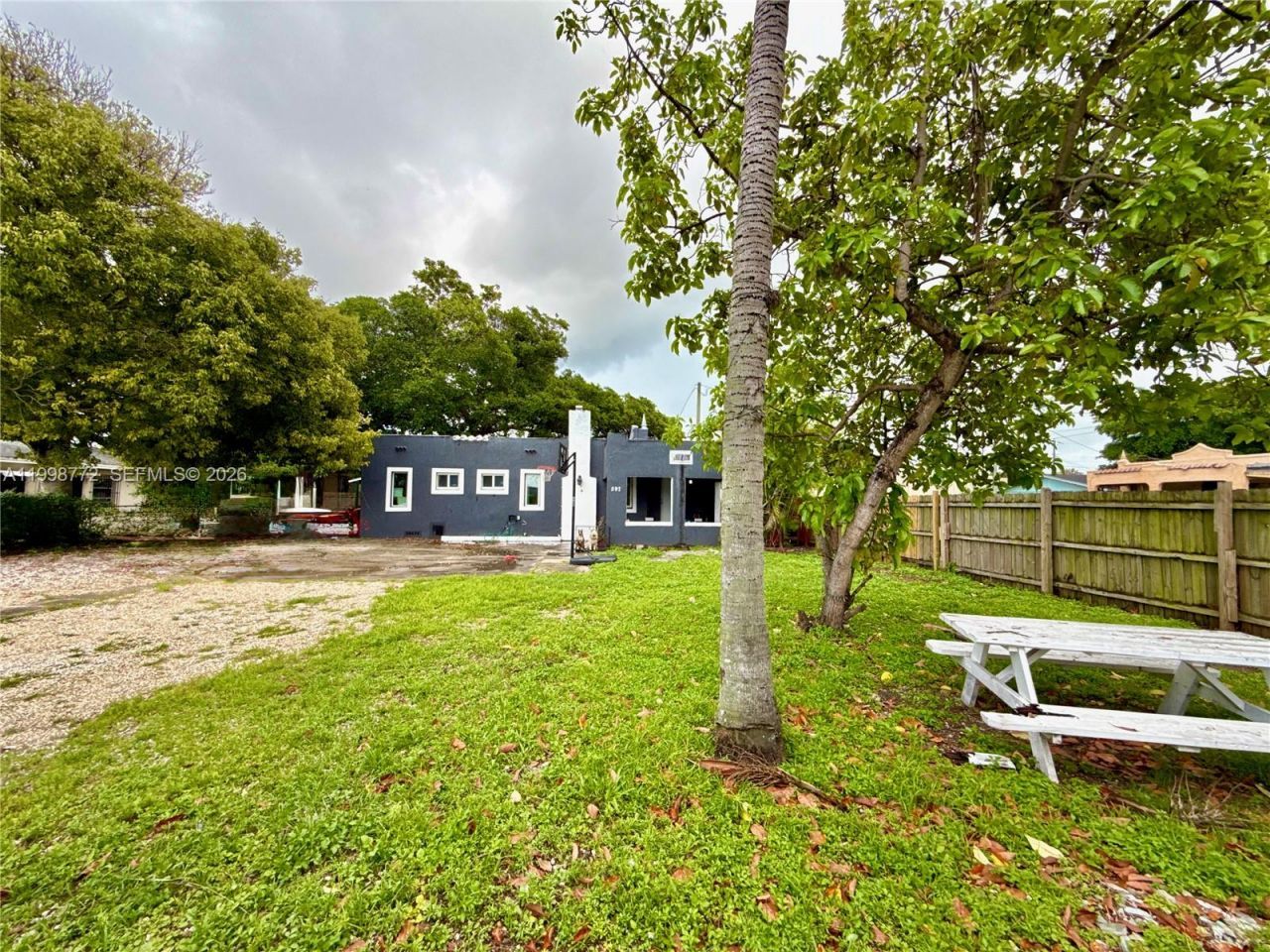 597 NW 69th St, Miami, FL 33150 Photo