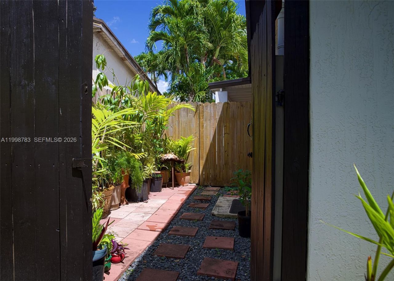 10241 SW 128th Ave, Miami, FL 33186 Photo