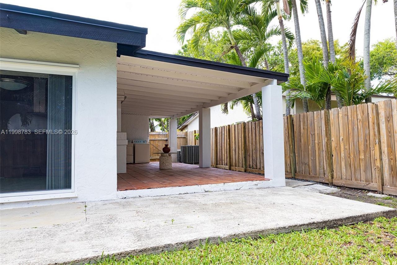 10241 SW 128th Ave, Miami, FL 33186 Photo