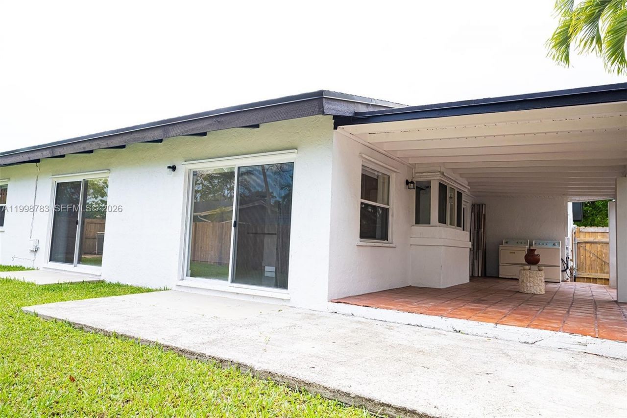 10241 SW 128th Ave, Miami, FL 33186 Photo