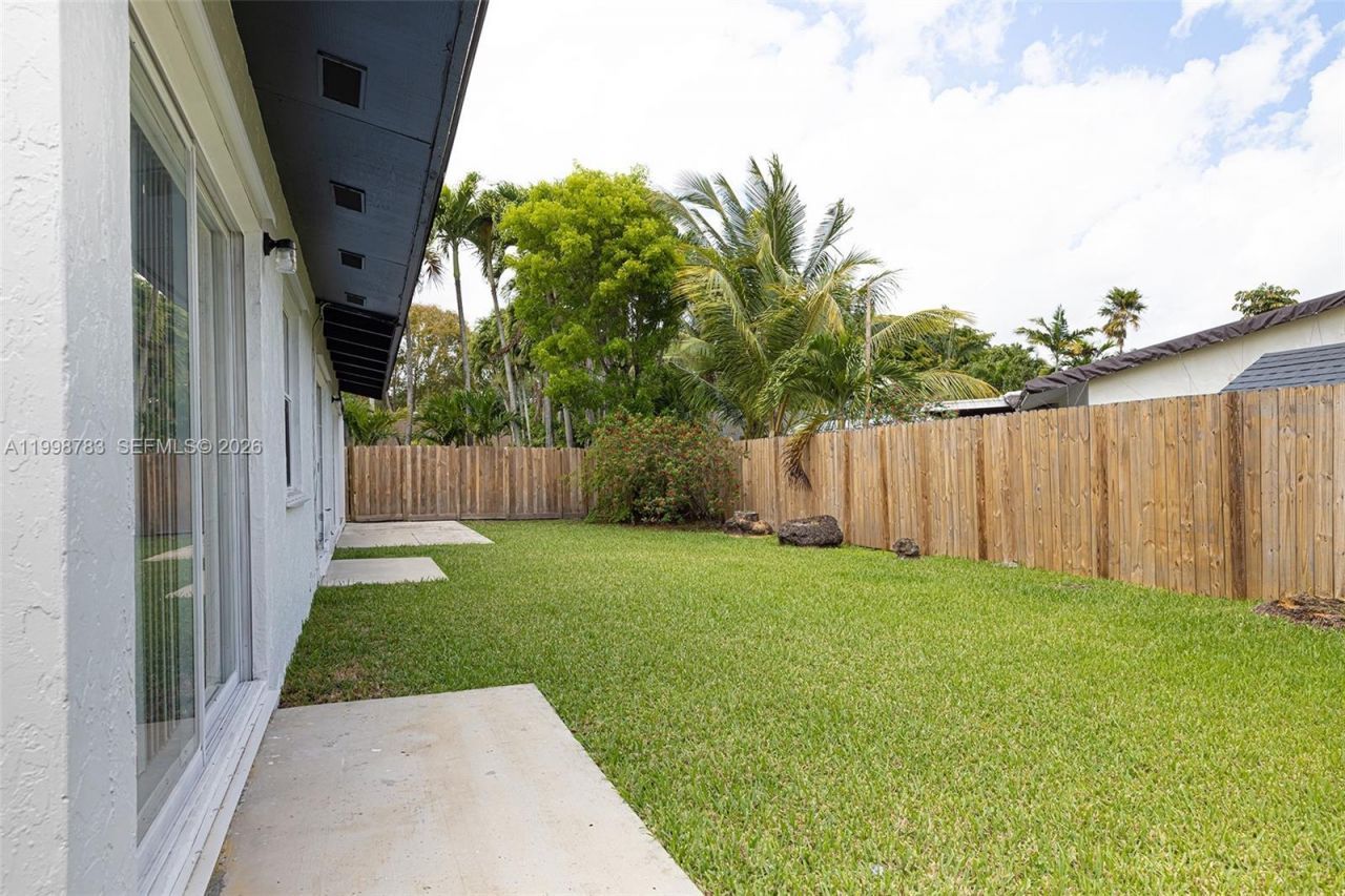 10241 SW 128th Ave, Miami, FL 33186 Photo