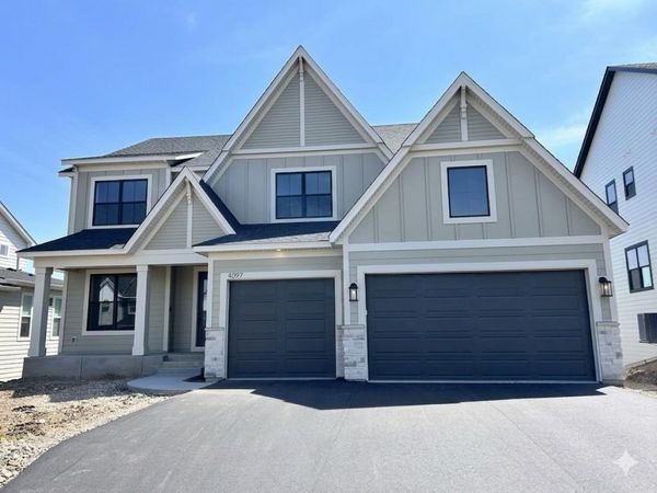 4097 Arbor Drive, Woodbury, MN 55129