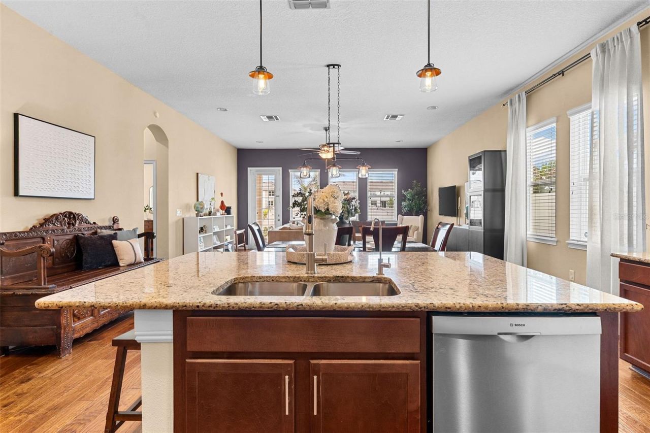 8115 Champions Forest Way, Tampa, FL 33635 Photo