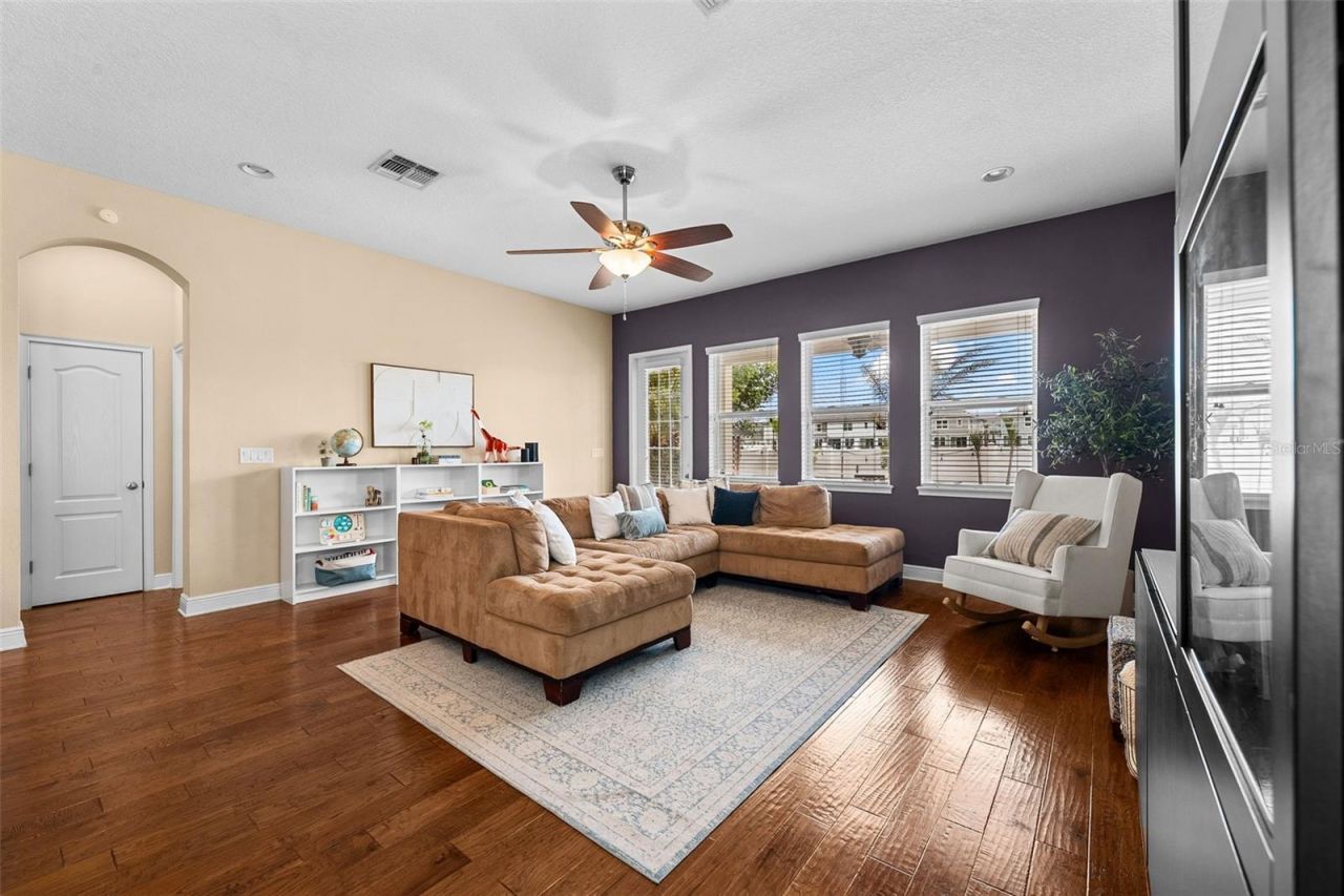 8115 Champions Forest Way, Tampa, FL 33635 Photo