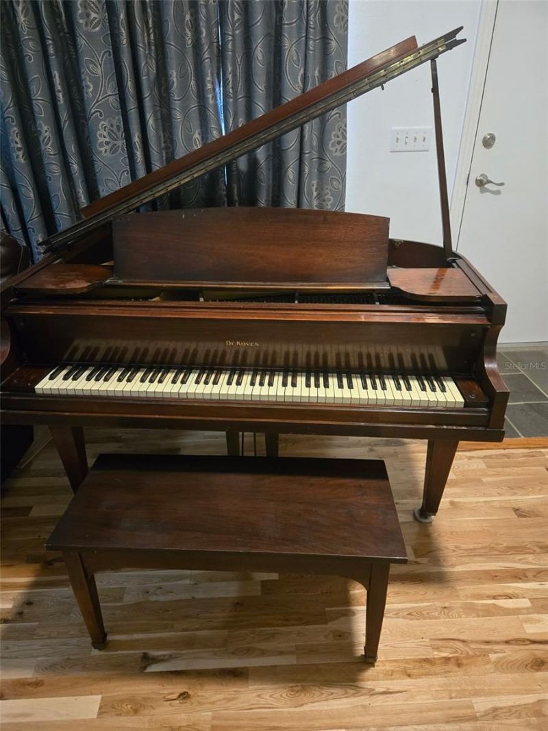 29716 Deerwood Farms Road, Sorrento, FL 32776 Photo