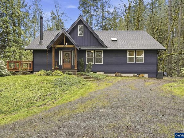 15680 S Wave Rd, Mulino, OR 97042