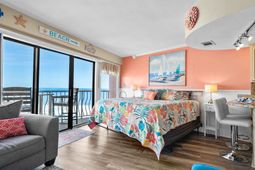 202 70th Ave. N  photo 4