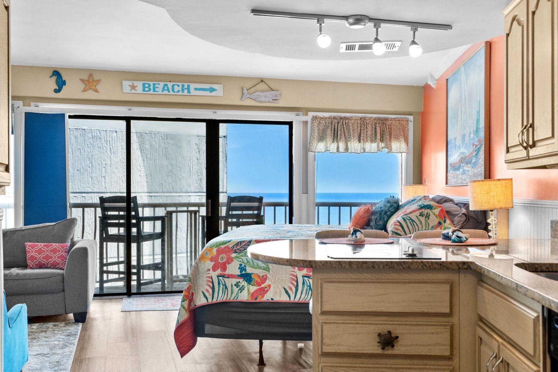 202 70th Ave. N  Photo 5