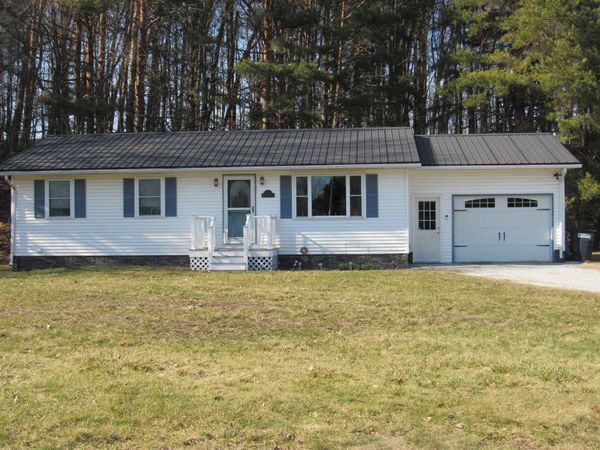 51 McLaughlin Drive, Highgate, VT 05459