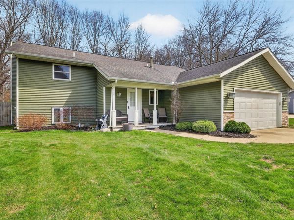 15001 Jimmy Drive, Vicksburg, MI 49097