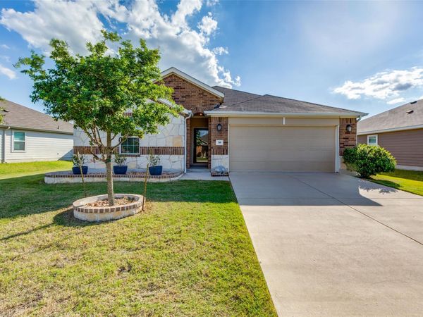 741 Carol DR, Hutto, TX 78665