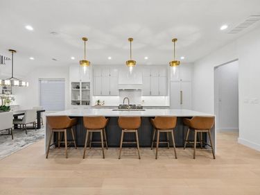 4311 Merrell Road, Dallas, TX 75229