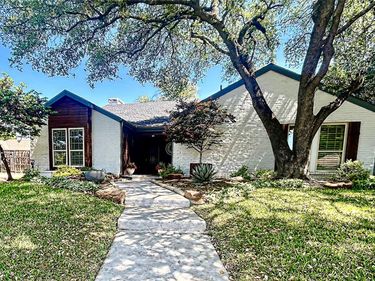 17216 Ikel Drive, Dallas, TX 75248