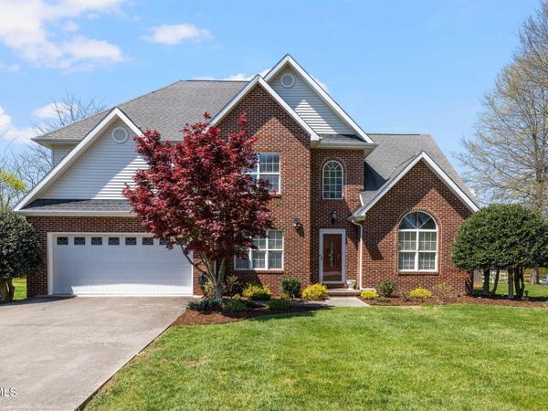 102 Ridgeview Meadows Drive, Gray, TN 37615